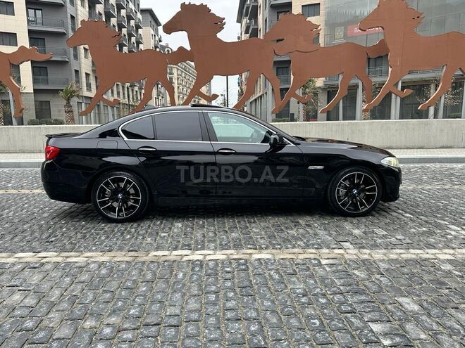 BMW 528 2013, 241,800 km - 2.0 л - Bakı