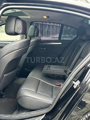 BMW 528 2013, 241,800 km - 2.0 л - Bakı