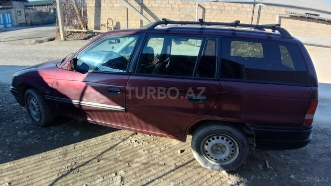 Opel Astra 1993, 470,000 km - 1.8 l - Mingəçevir