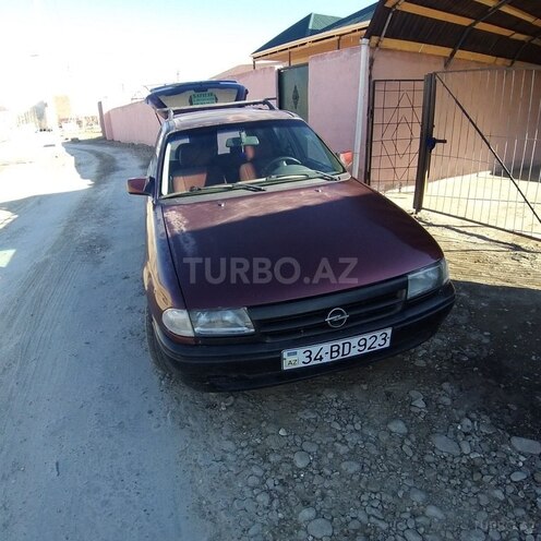 Opel Astra 1993, 470,000 km - 1.8 l - Mingəçevir