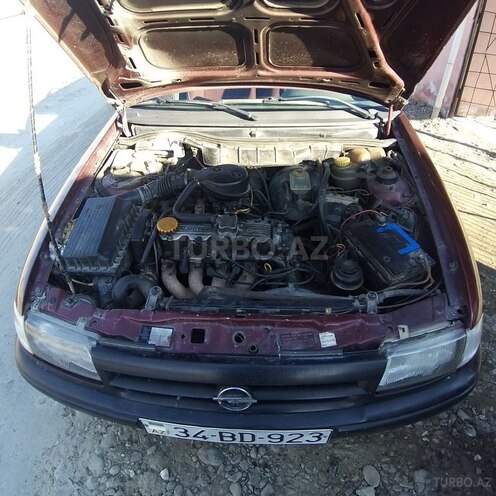 Opel Astra 1993, 470,000 km - 1.8 l - Mingəçevir