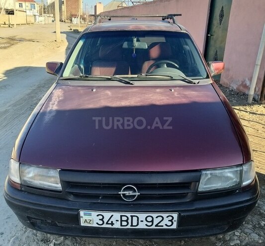 Opel Astra 1993, 470,000 km - 1.8 l - Mingəçevir