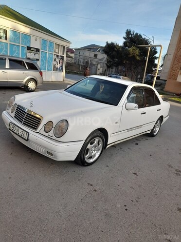 Mercedes E 300 1998, 630,000 km - 3.0 l - Bakı