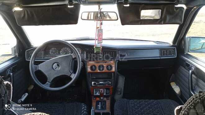 Mercedes 190 1992, 250,000 km - 2.0 л - Bakı