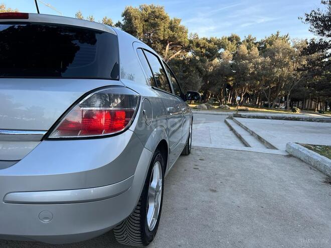 Opel Astra 2007, 137,000 km - 1.4 l - Bakı