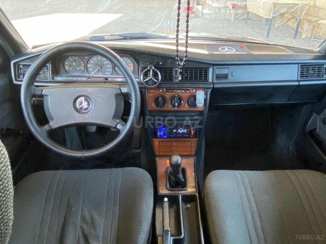 Mercedes 190 1991, 237,038 km - 2.0 л - Goranboy