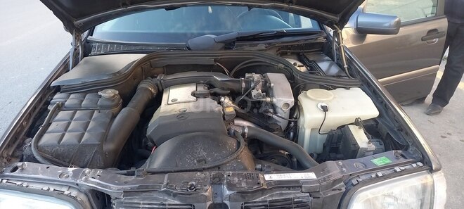 Mercedes C 180 1996, 210,000 km - 1.8 l - Mingəçevir
