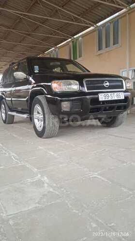 Nissan Pathfinder 2003, 402,500 km - 3.5 л - Salyan