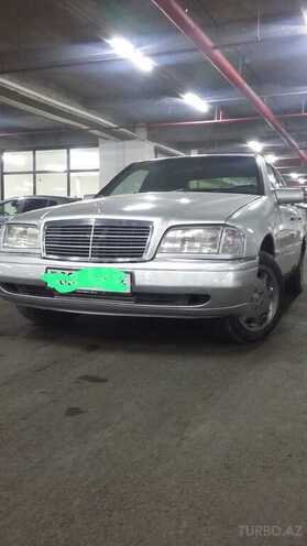 Mercedes C 220 1994, 330,000 km - 2.2 l - Gəncə