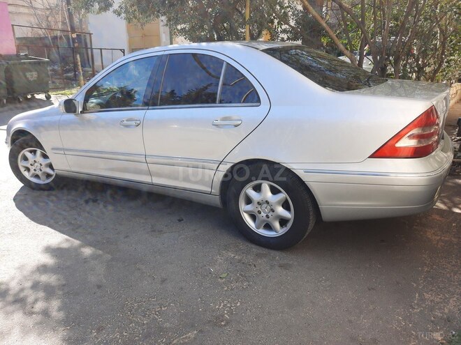 Mercedes C 200 2000, 282,515 km - 2.0 l - Bakı