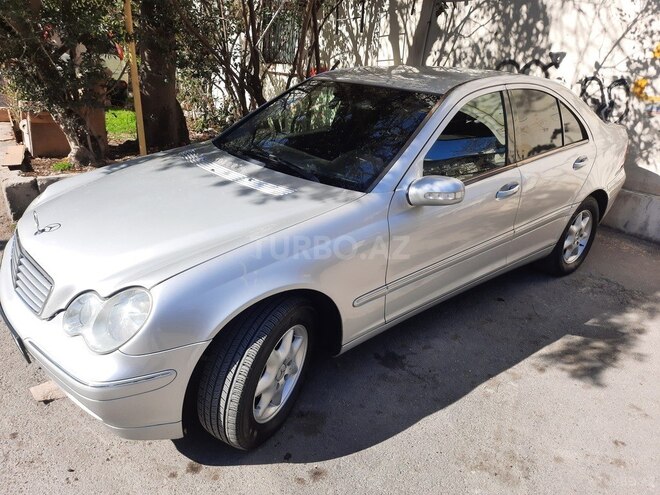 Mercedes C 200 2000, 282,515 km - 2.0 l - Bakı