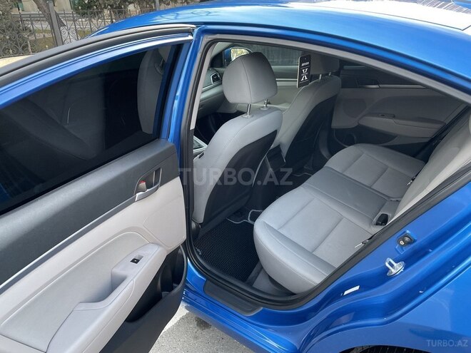 Hyundai Elantra 2016, 212,433 km - 2.0 l - Bakı