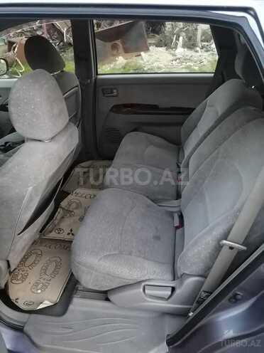 Mitsubishi Grandis 2003, 198,000 km - 2.4 l - Bakı