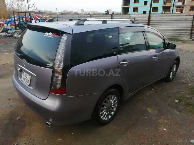 Mitsubishi Grandis 2003, 198,000 km - 2.4 l - Bakı
