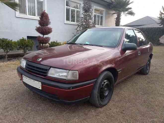 Opel Vectra 1992, 360,000 km - 2.0 l - Zaqatala