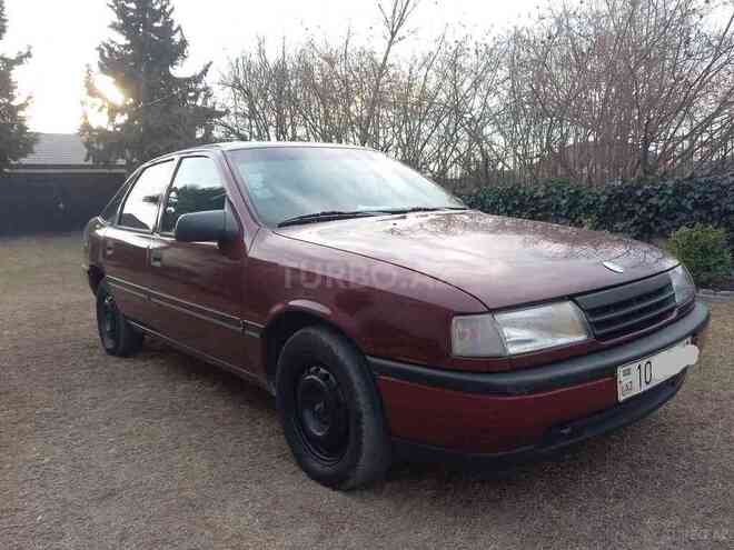 Opel Vectra 1992, 360,000 km - 2.0 l - Zaqatala