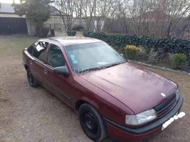 Opel Vectra 1992, 360,000 km - 2.0 l - Zaqatala