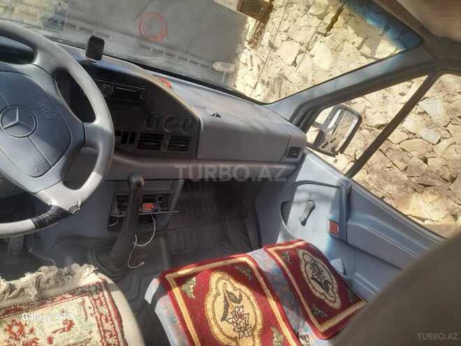 Mercedes Sprinter 208 1997, 280,000 km - 2.3 l - Samux
