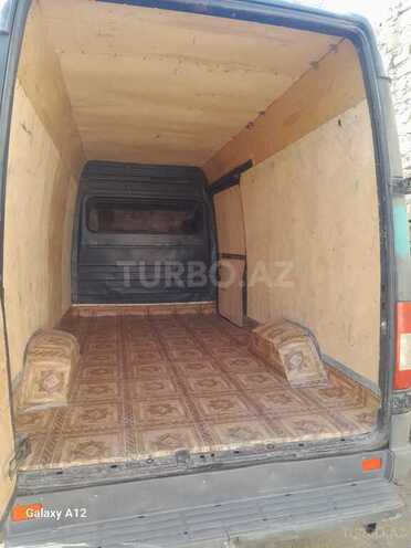 Mercedes Sprinter 208 1997, 280,000 km - 2.3 l - Samux