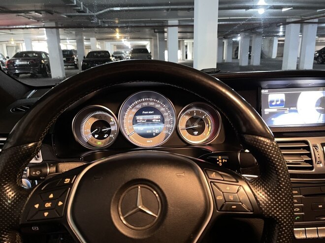 Mercedes E 220 2016, 295,000 km - 2.2 l - Bakı