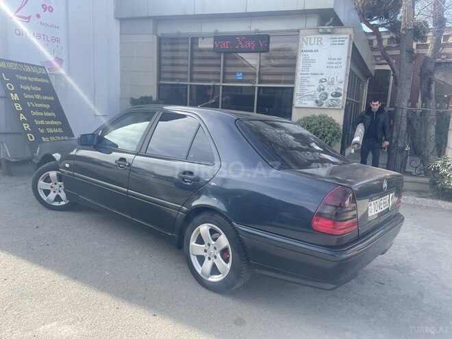 Mercedes C 180 1999, 390,000 km - 1.8 l - Bakı