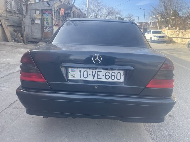 Mercedes C 180 1999, 390,000 km - 1.8 l - Bakı