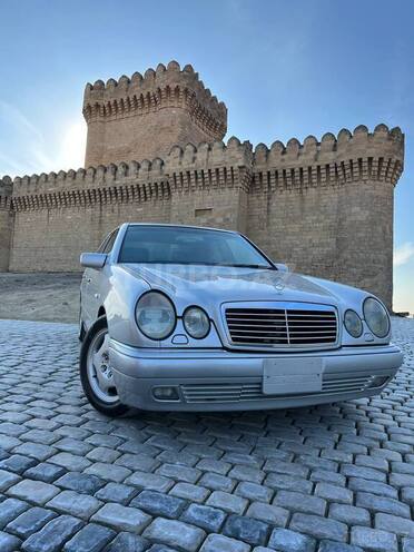 Mercedes E 230 1997, 380,000 km - 2.3 l - Bakı