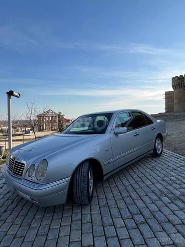 Mercedes E 230 1997, 380,000 km - 2.3 l - Bakı