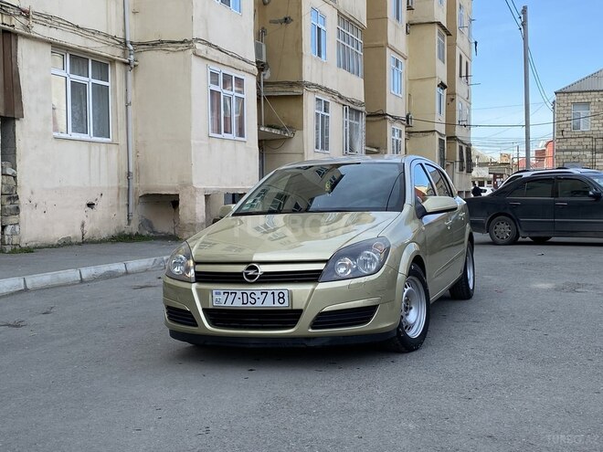 Opel Astra 2004, 235,000 km - 1.4 л - Bakı