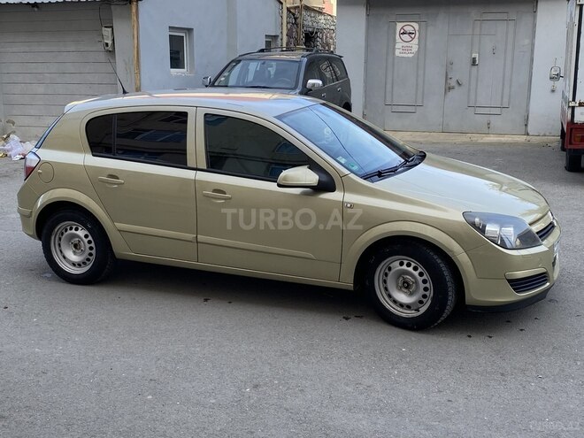 Opel Astra 2004, 235,000 km - 1.4 л - Bakı