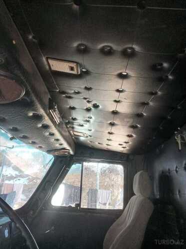 UAZ 3303 1995, 120,000 km - 2.4 l - Yardımlı