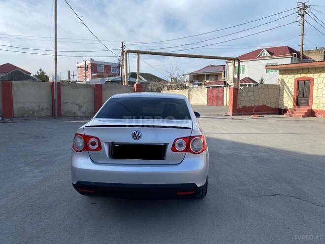 Volkswagen Jetta 2009, 300,000 km - 1.6 l - Bakı