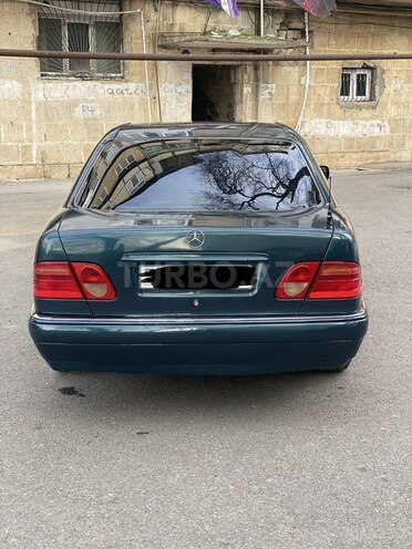 Mercedes E 200 1998, 350,000 km - 2.0 l - Bakı