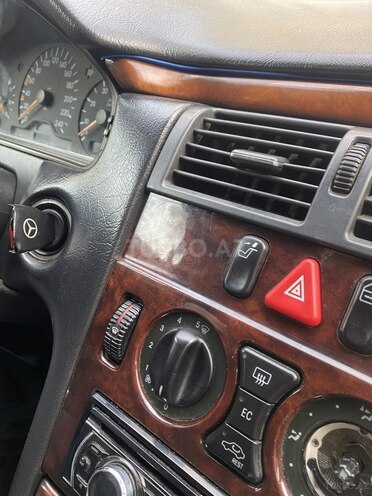 Mercedes E 200 1998, 350,000 km - 2.0 l - Bakı