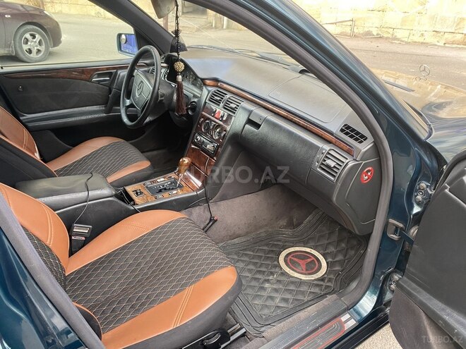 Mercedes E 200 1998, 350,000 km - 2.0 l - Bakı