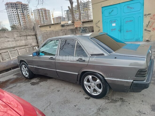 Mercedes 190 1992, 326,556 km - 2.0 л - Bakı