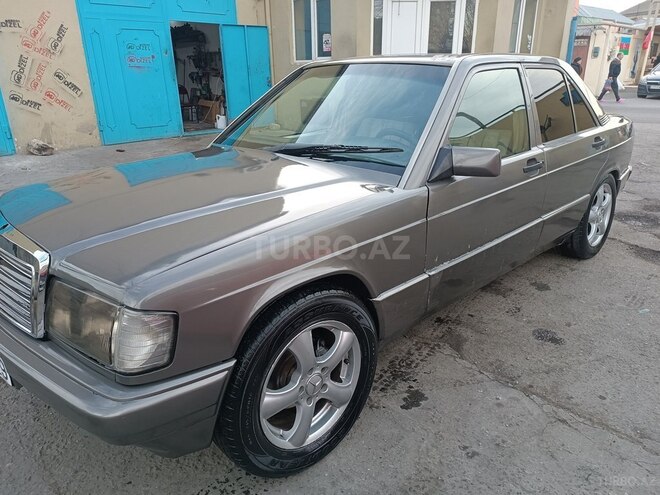 Mercedes 190 1992, 326,556 km - 2.0 л - Bakı