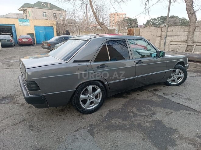 Mercedes 190 1992, 326,556 km - 2.0 л - Bakı