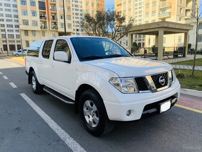 Nissan Navara 2013, 163,000 km - 2.5 l - Bakı
