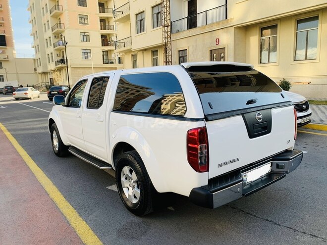 Nissan Navara 2013, 163,000 km - 2.5 l - Bakı