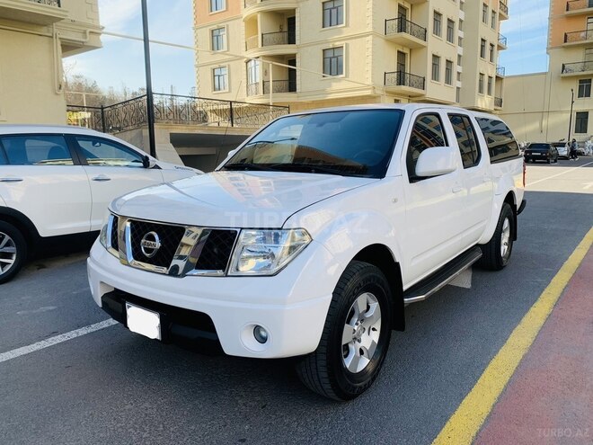 Nissan Navara 2013, 163,000 km - 2.5 l - Bakı