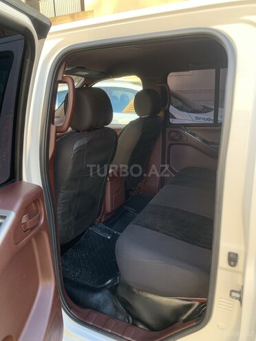 Nissan Navara 2013, 163,000 km - 2.5 l - Bakı