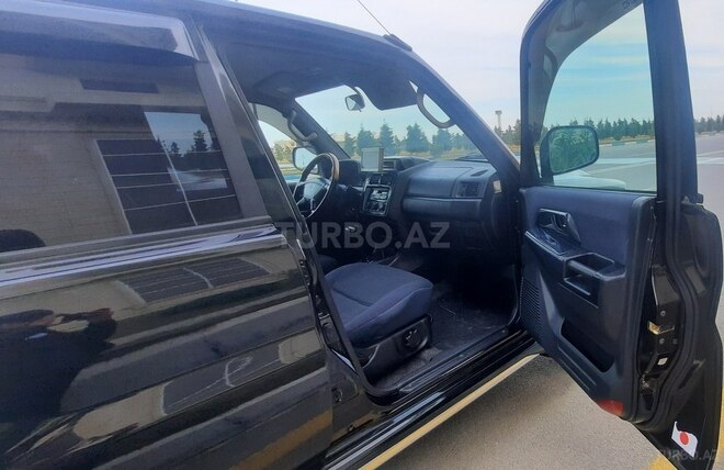 Mitsubishi Pajero io 2000, 297,311 km - 1.8 l - Sumqayıt