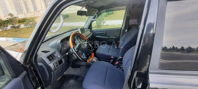 Mitsubishi Pajero io 2000, 297,311 km - 1.8 l - Sumqayıt