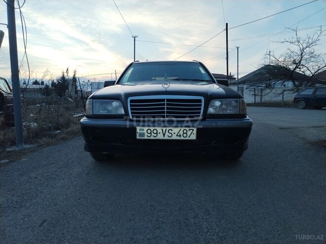 Mercedes C 180 1998, 669,659 km - 1.8 l - Quba