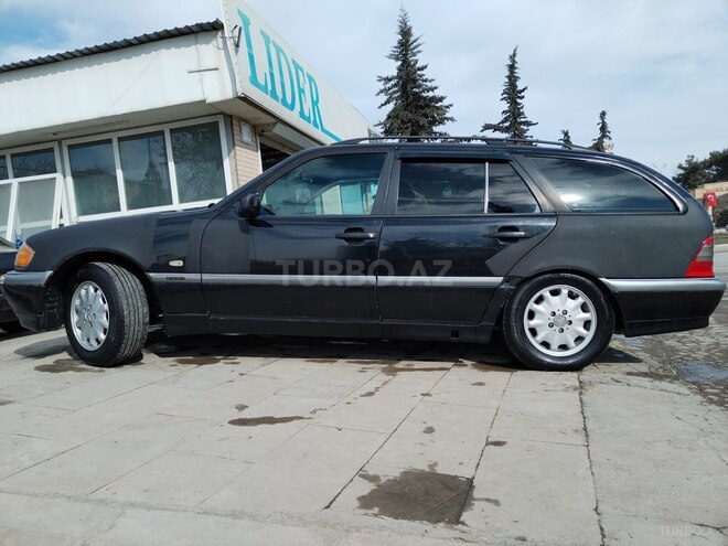 Mercedes C 180 1998, 669,659 km - 1.8 l - Quba