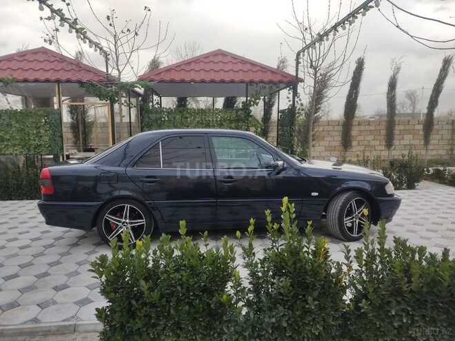 Mercedes C 230 1997, 360,000 km - 2.3 л - Şəki