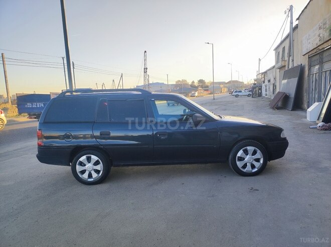 Opel Astra 1995, 100,000 km - 1.6 l - Bakı