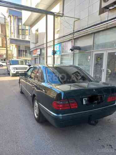 Mercedes E 200 1998, 340,000 km - 2.0 l - Bakı