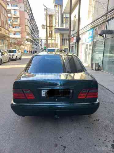 Mercedes E 200 1998, 340,000 km - 2.0 l - Bakı